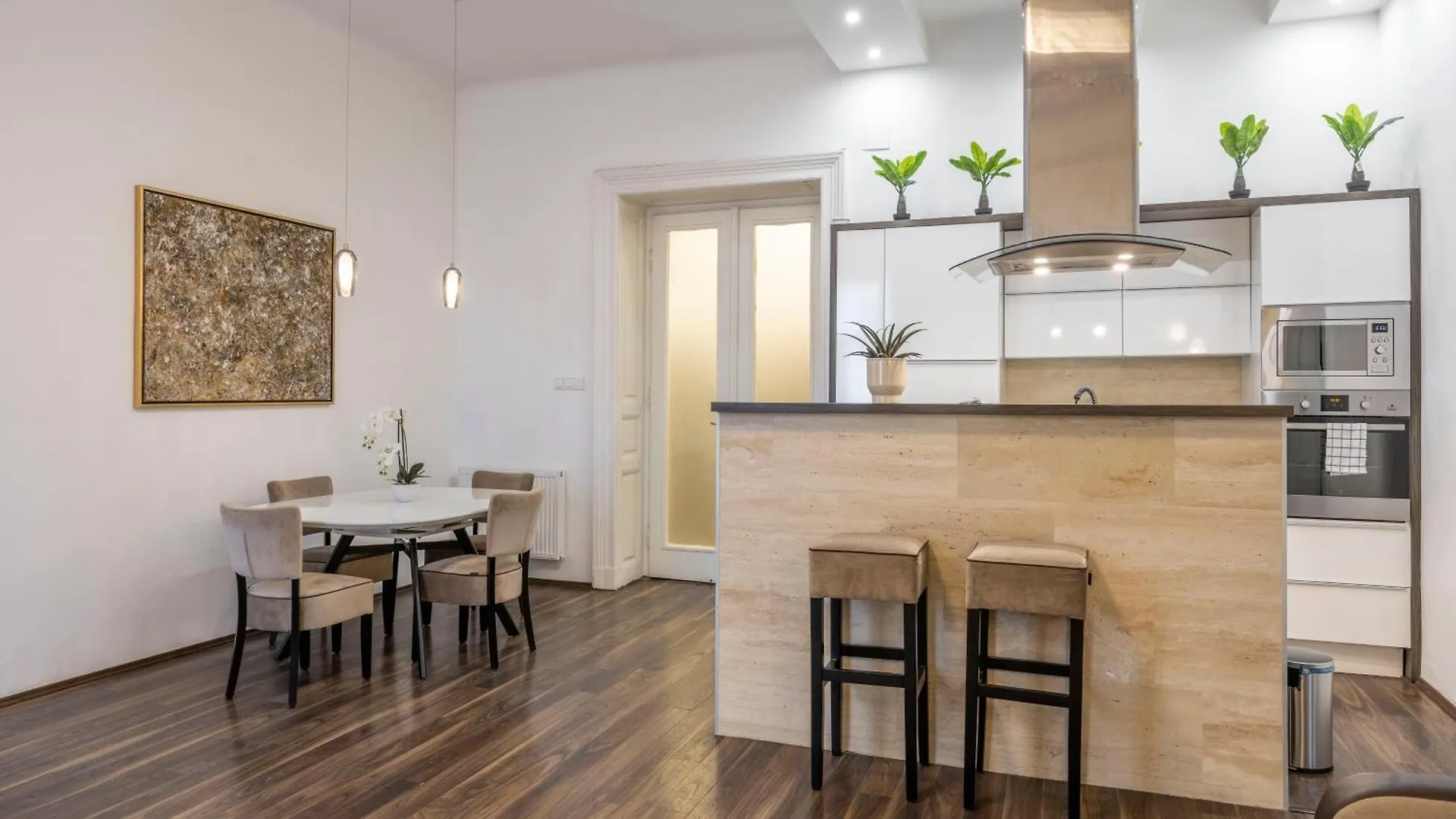 Exclusive & Charming City Center Residence W' Sauna Budapest 0*,  Hungary
